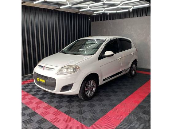 FIAT PALIO 1.0 MPI ATTRACTIVE 8V FLEX 4P MANUAL FIAT PALIO 1.0 MPI ATTRACTIVE 8V FLEX 4P MANUAL